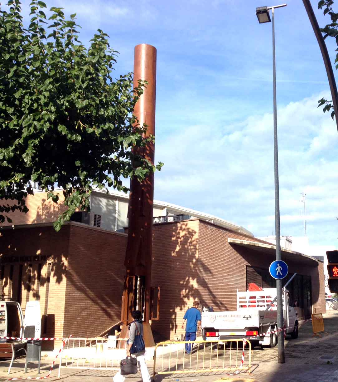 La Parròquia del Pilar estrena quelcom més que campanar i campanes